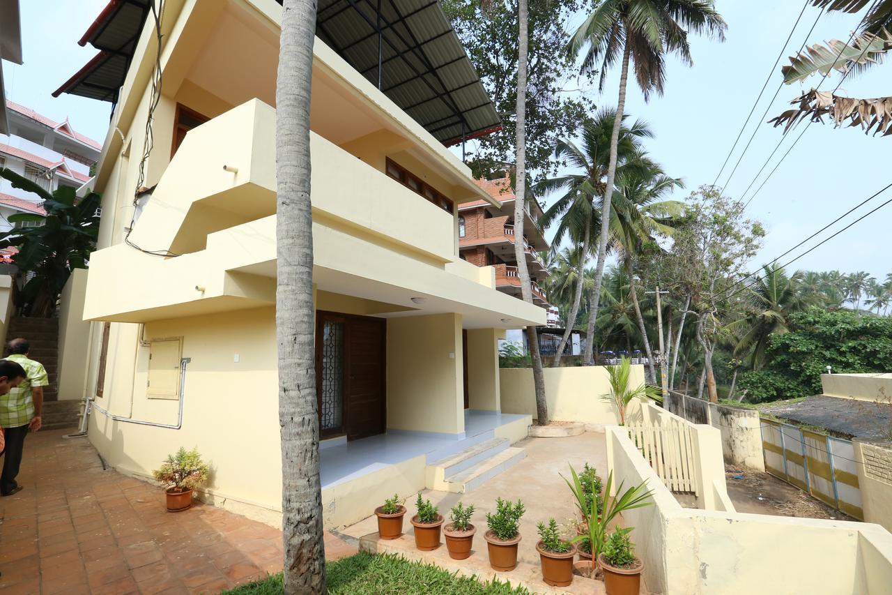 Abad Serviced Villas Kovalam Exterior photo