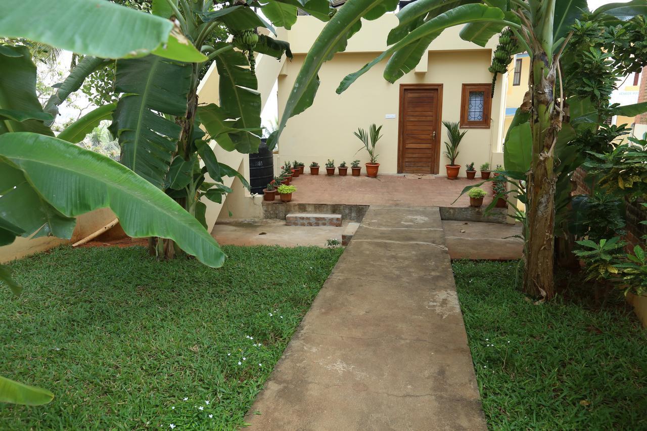 Abad Serviced Villas Kovalam Exterior photo